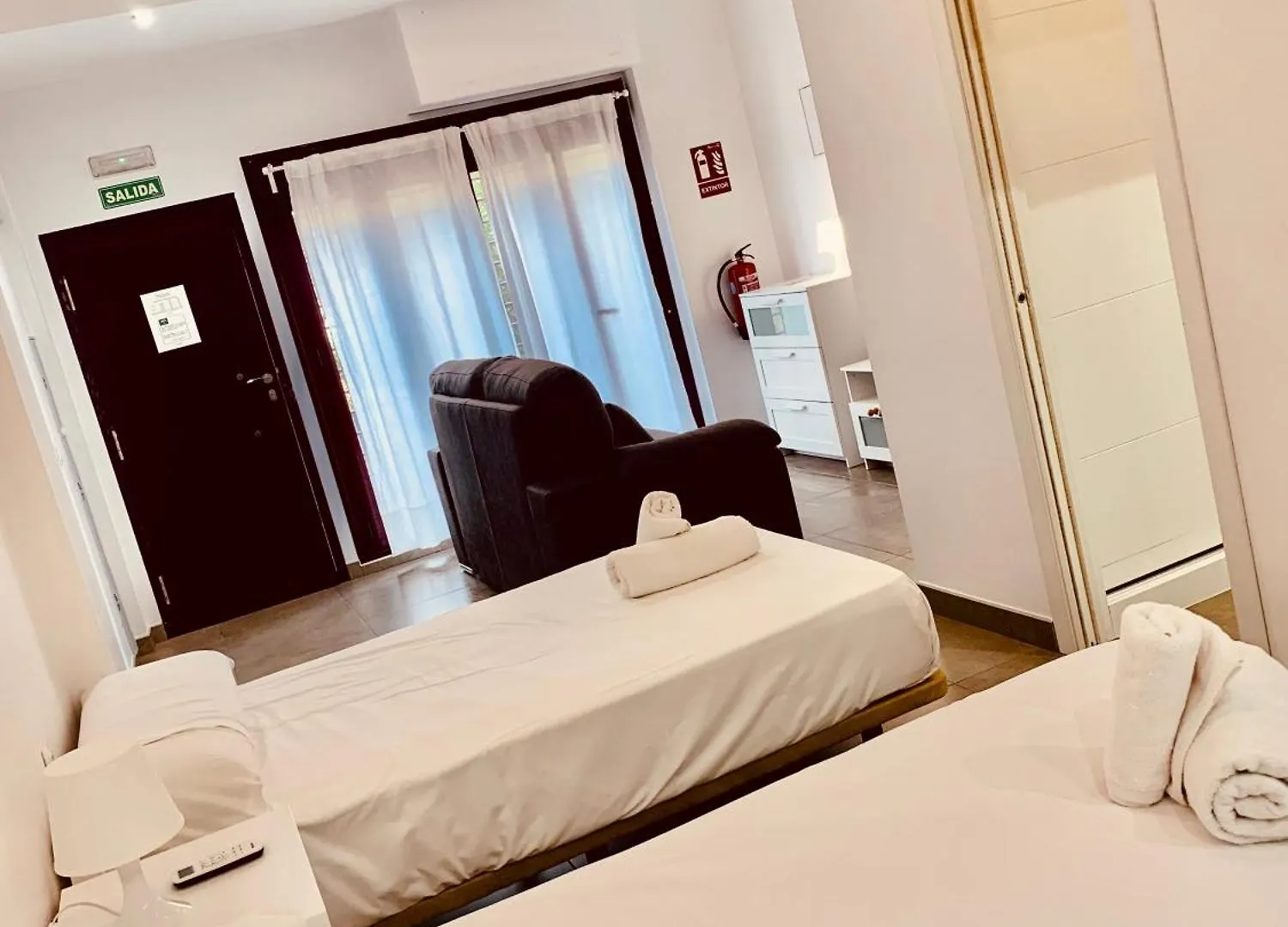 Apartamentos Pintor Losada Cordoba 0*,