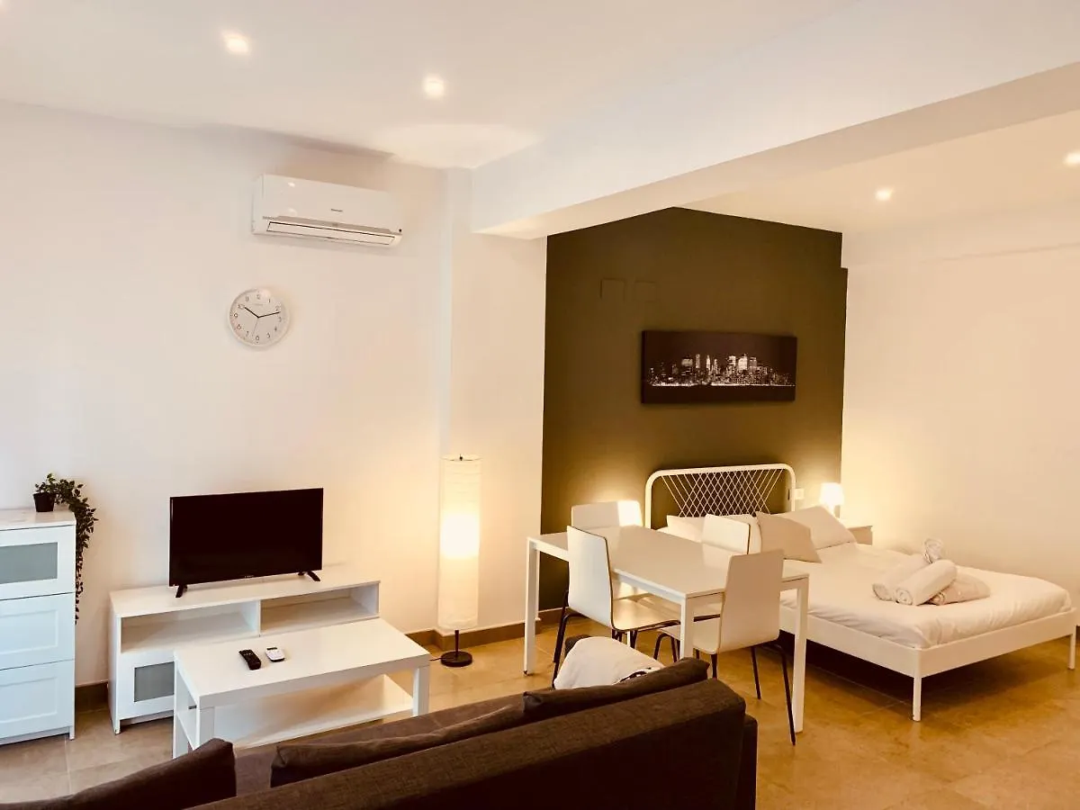 Apartamentos Pintor Losada Córdova