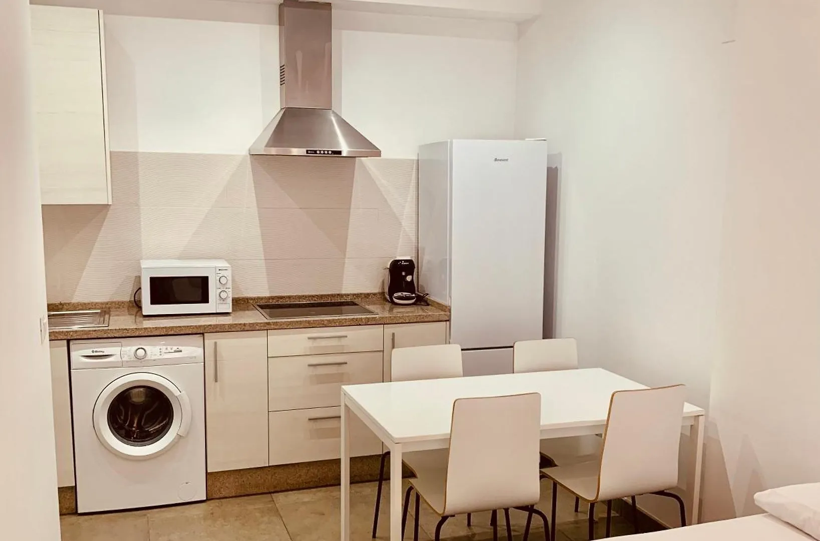 Apartamentos Pintor Losada Córdova