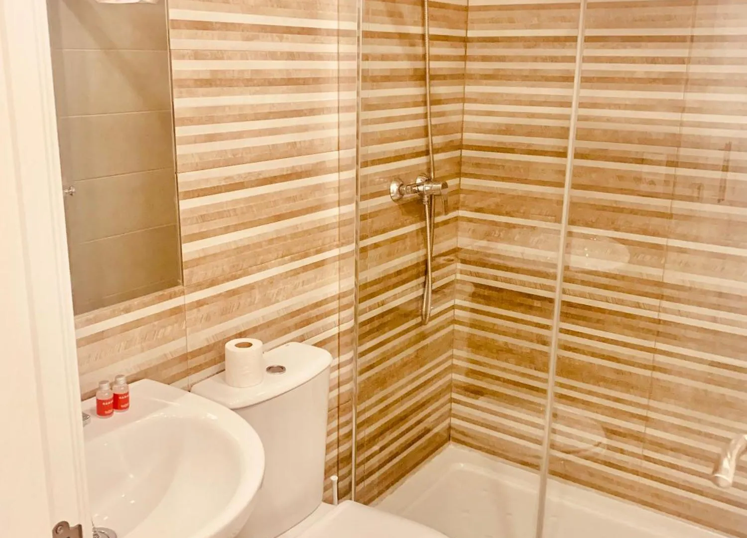 Apartamentos Pintor Losada Córdova