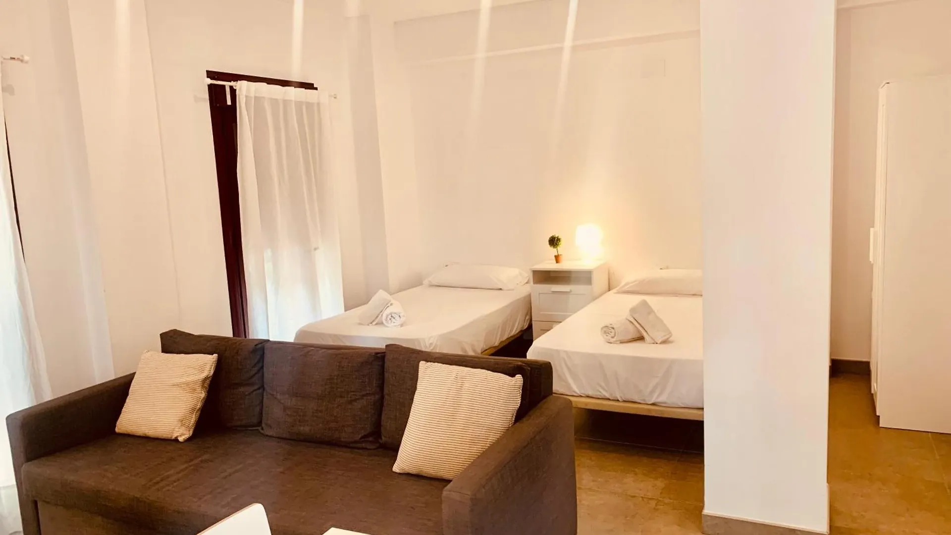 Apartamentos Pintor Losada Córdova