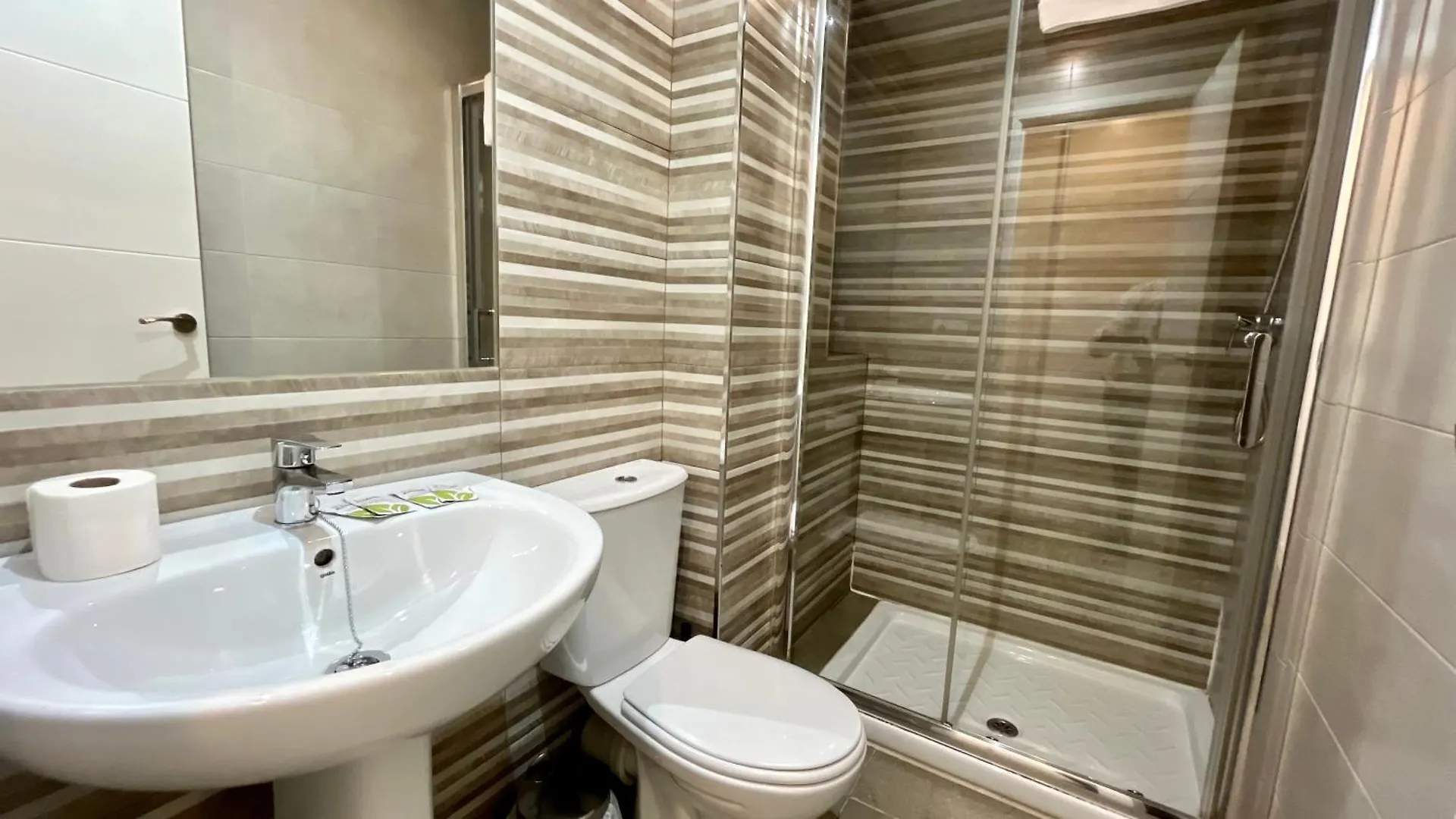 Apartamentos Pintor Losada Córdova