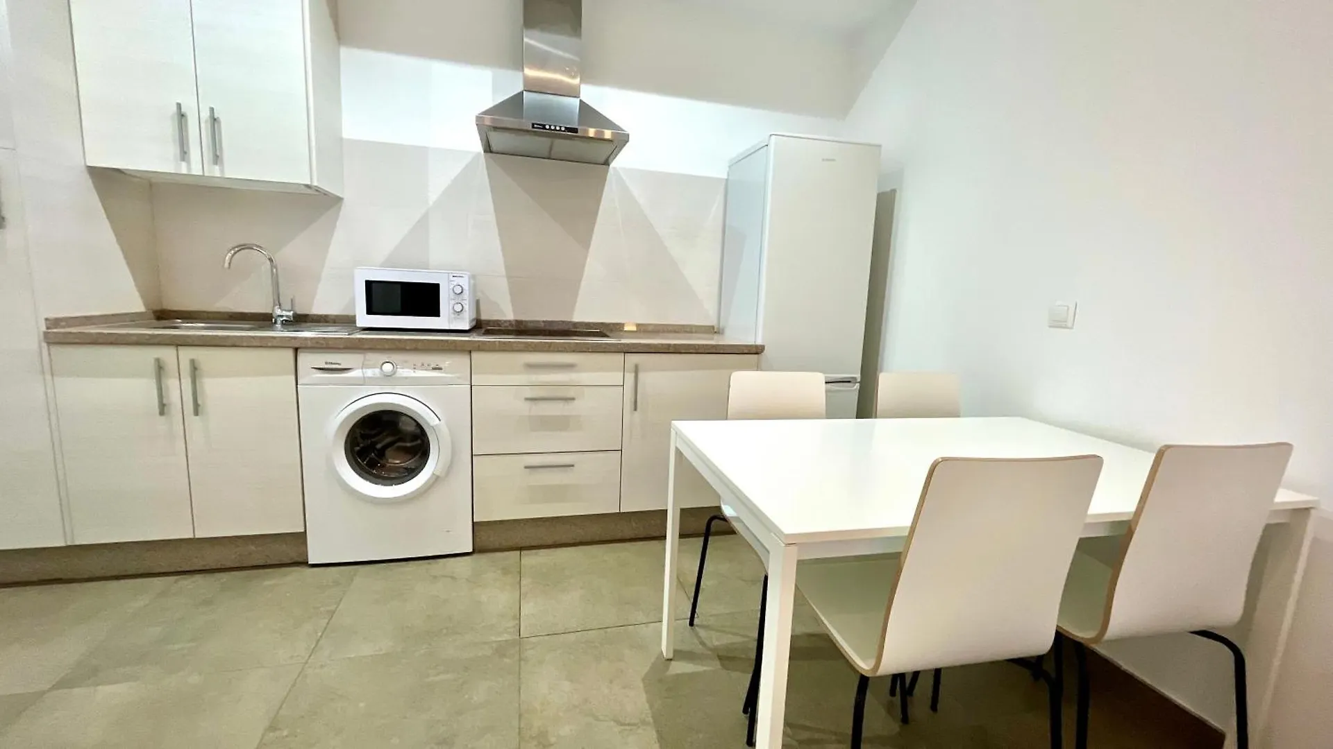 Apartamentos Pintor Losada Córdova