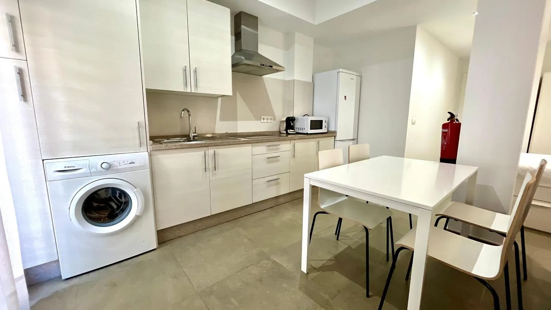 Apartamentos Pintor Losada Córdova