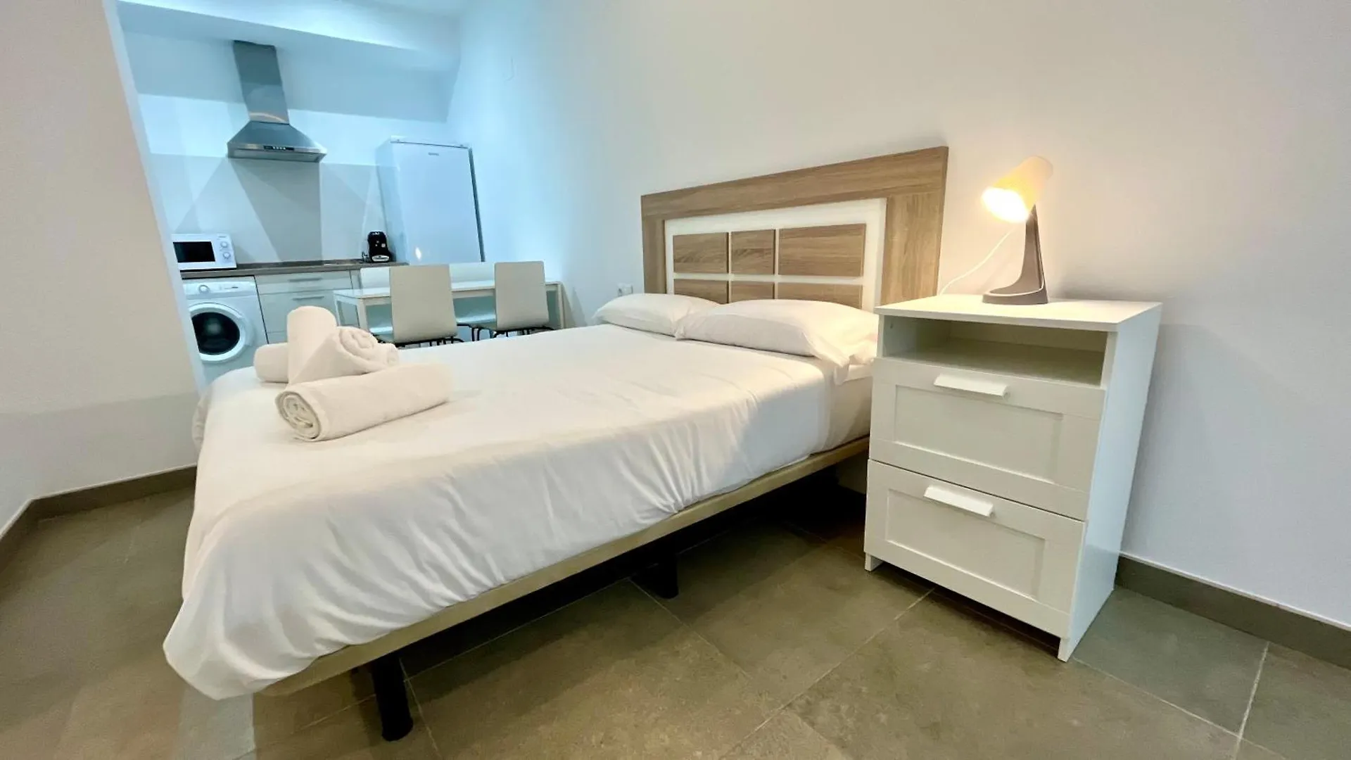 Apartamentos Pintor Losada Córdova